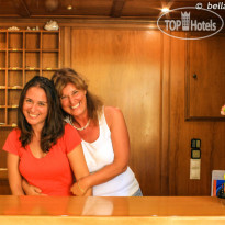 Bella Vista Hotel and Studios 