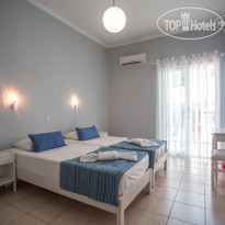 Bella Vista Hotel and Studios 2 - DoubleTwin room Bella Vist