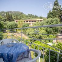 Bella Vista Hotel and Studios