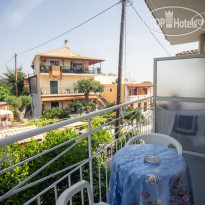 Bella Vista Hotel and Studios