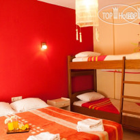 Bella Vista Hotel and Studios 