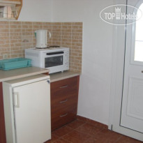 Andys Studios and Apartments