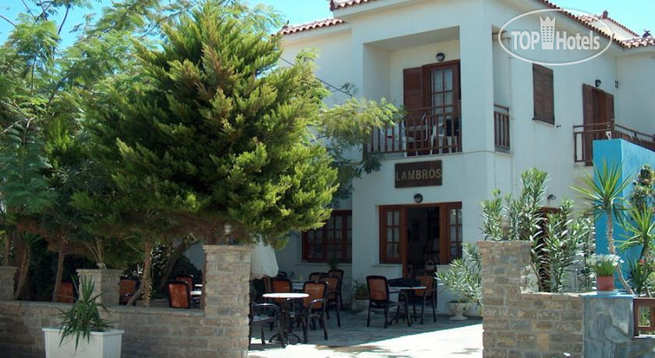 Lambros Hotel