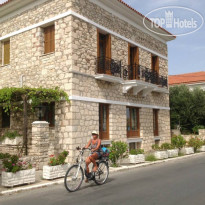 Pythais Hotel