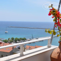 Remezzo Hotel & Studios