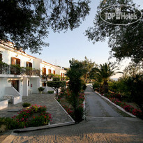 Electra Apartments & Studios 