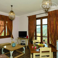 Adastra Ithaca Luxury Suites