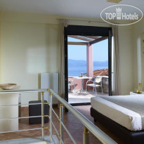 Aeolis Apartments & Studios
