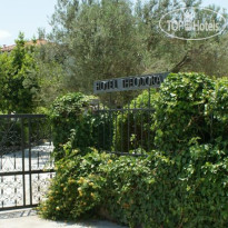 Theodora Hotel 