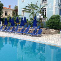 Blue Sky Hotel 