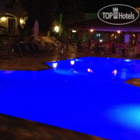 Blue Sky Hotel 