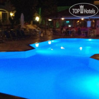 Blue Sky Hotel 