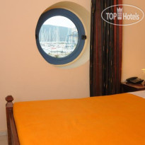 Ianos Hotel 