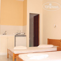 Polyxenis Rooms 