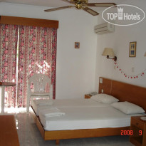 Elarin Studios & Apartments