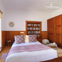 Thea Villas and Suite  