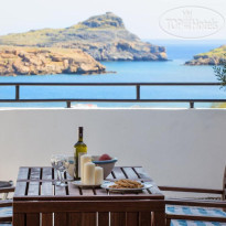 Thea Villas and Suite  