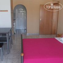 Dias Studios Hotel Номера