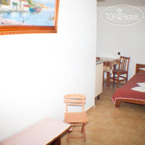 Sabrina Studios Номера