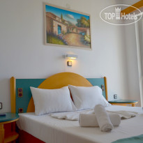 Summer Breeze Hotel 