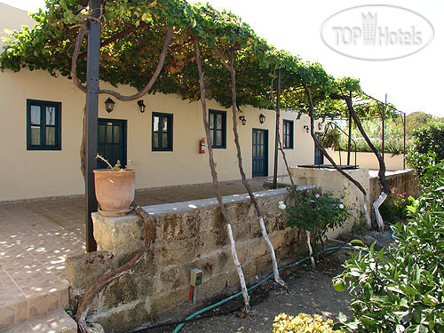 Hotel photo Summerland 3*