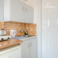 Antomar Apartments & Studios 