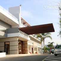Dodeca Sea Resort Main entrance