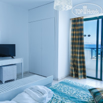 Dodeca Sea Resort