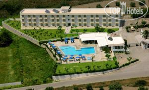 Zoes Hotel Studios