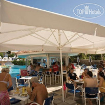 Pefki Islands Resort 