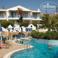 Pefki Islands Resort 