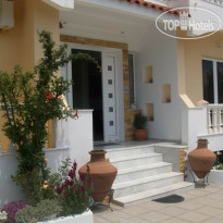 Varelis Family Hotel 