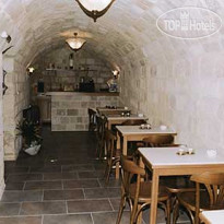 Camelot Traditional Hotel