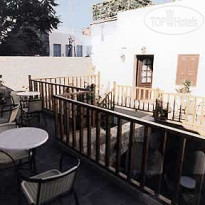 Camelot Traditional Hotel