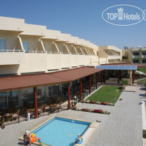 Relax Hotel 