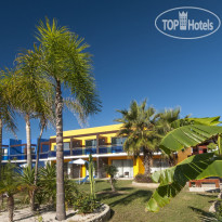 Aegean Breeze Resort (закрыт) 