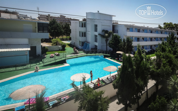 Hotelier's photos Dodeca Edition