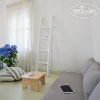 White Village Villas & Suites