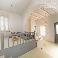 White Village Villas & Suites
