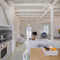 White Village Villas & Suites