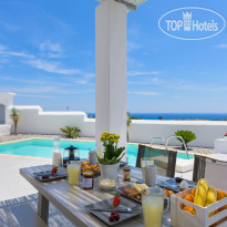 White Village Villas & Suites