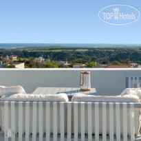 White Village Villas & Suites