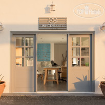 White Village Villas & Suites