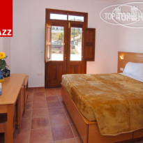 George  Luxury Villas 