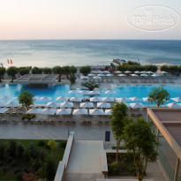 Amada Colossos Resort