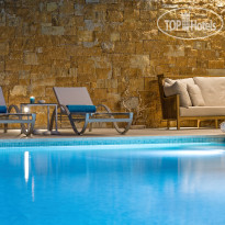 Amada Colossos Resort