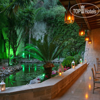 Amus Hotel & Spa Лаунж у Водопада