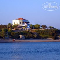 Paraktio Beach Apartments 