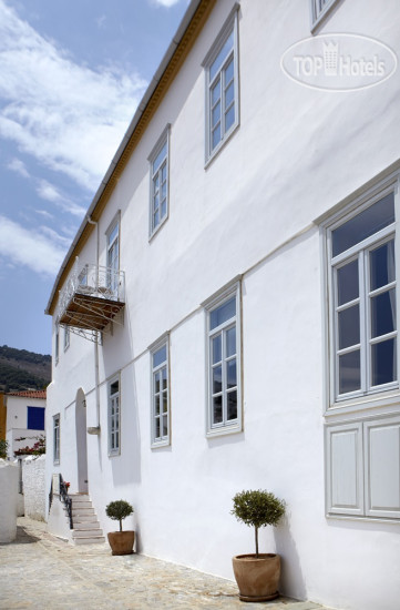 Hydra Hotel