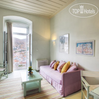 Hydra Hotel